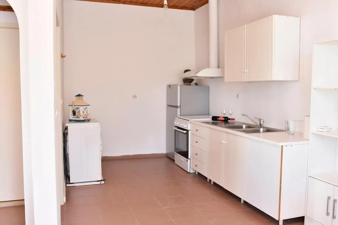 Manolia Apartment Kalyves